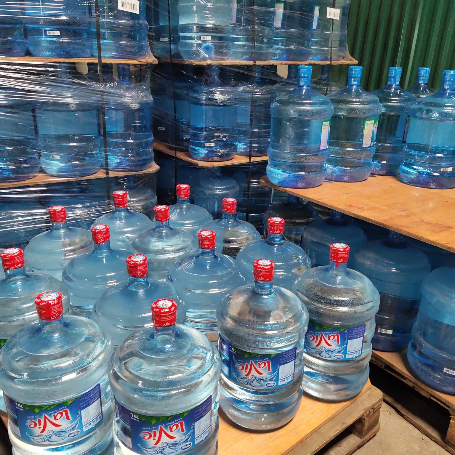 Biết trọng lượng bình Lavie 19L giúp lắp đặt thiết bị an toàn, dễ giao nhận